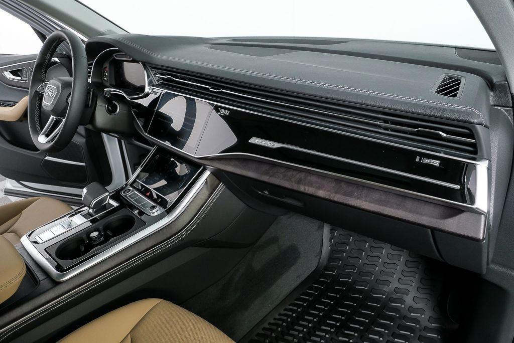 2025 Audi Q7 Premium Plus - Photo 25
