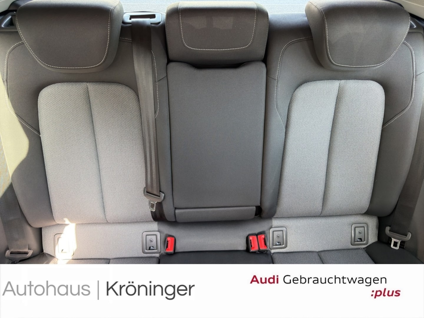 Bild über Audi Q2 advanced 30 TFSI Schaltgetriebe - für weitere Informationen kontaktieren Sie den Audi Partner