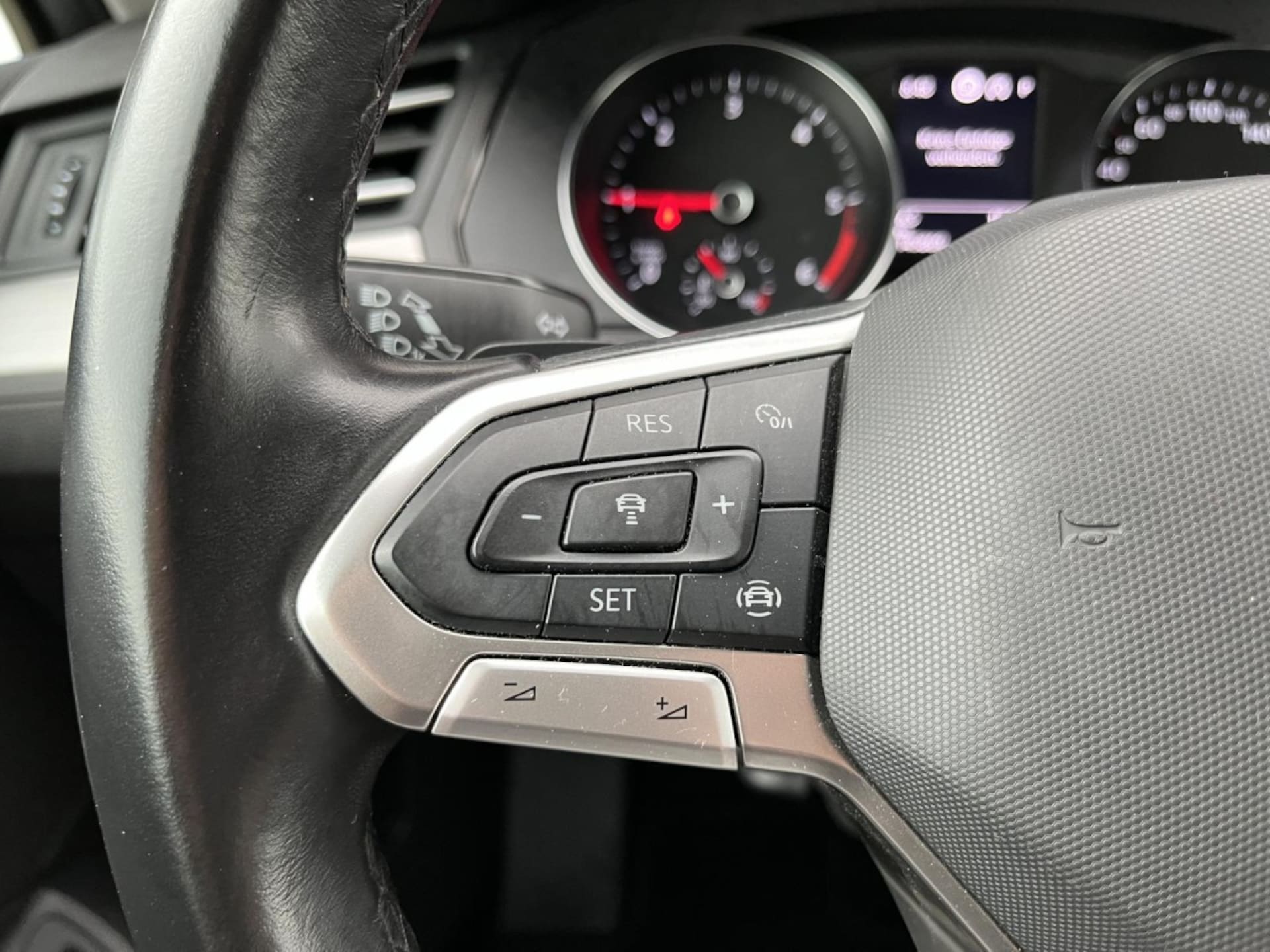 Volkswagen Passat Variant Basis-Modell