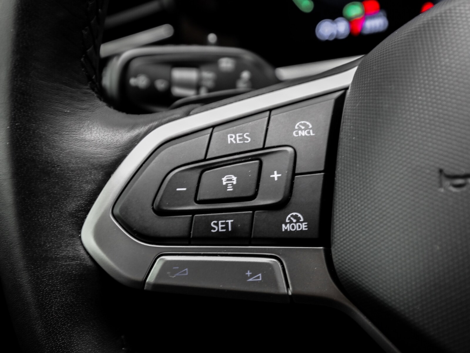 Volkswagen Passat – Bild 9