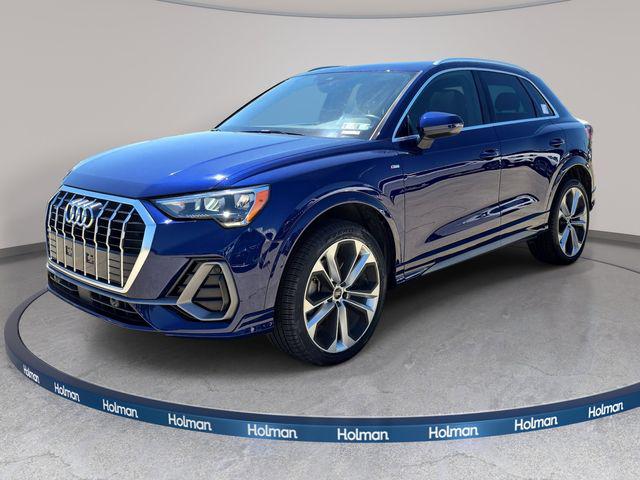2021 Audi Q3 45 TFSI S Line Premium quattro's photo