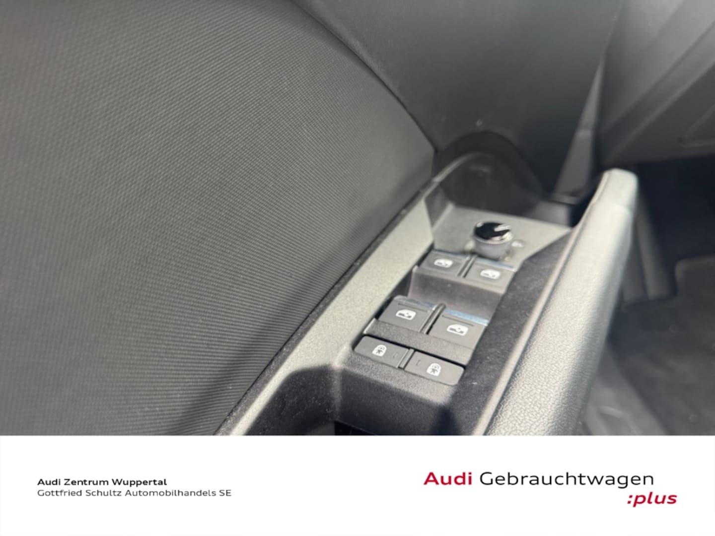 Bild über Audi Q4 e-tron 40 e-tron - für weitere Informationen kontaktieren Sie den Audi Partner