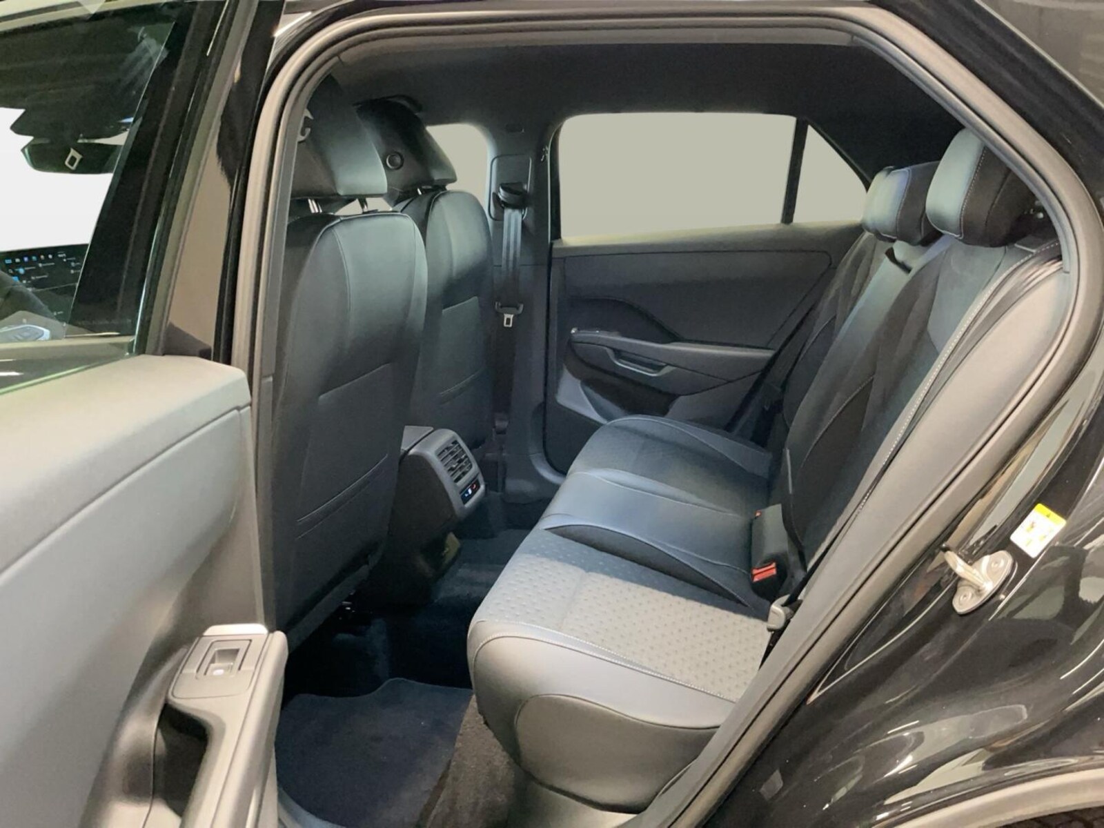 Volkswagen T-Roc – Bild 11