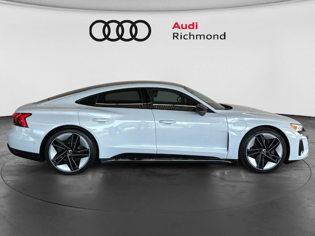 2023 Audi e-tron GT quattro