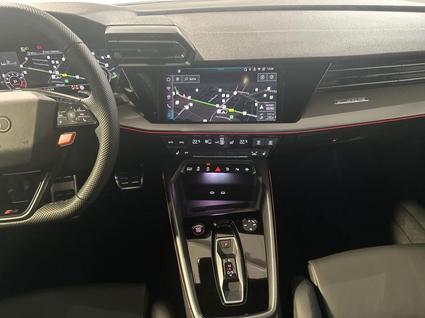Bild über Audi RS 3 Sportback TFSI quattro 294 kW S tronic - für weitere Informationen kontaktieren Sie den Audi Partner