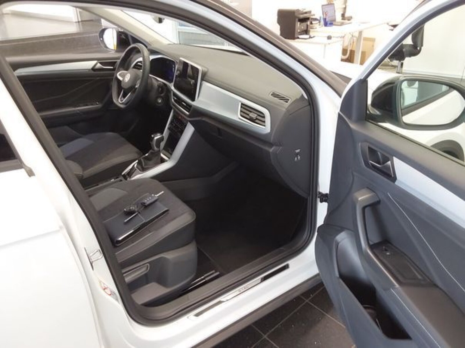 Volkswagen T-Roc – Bild 11