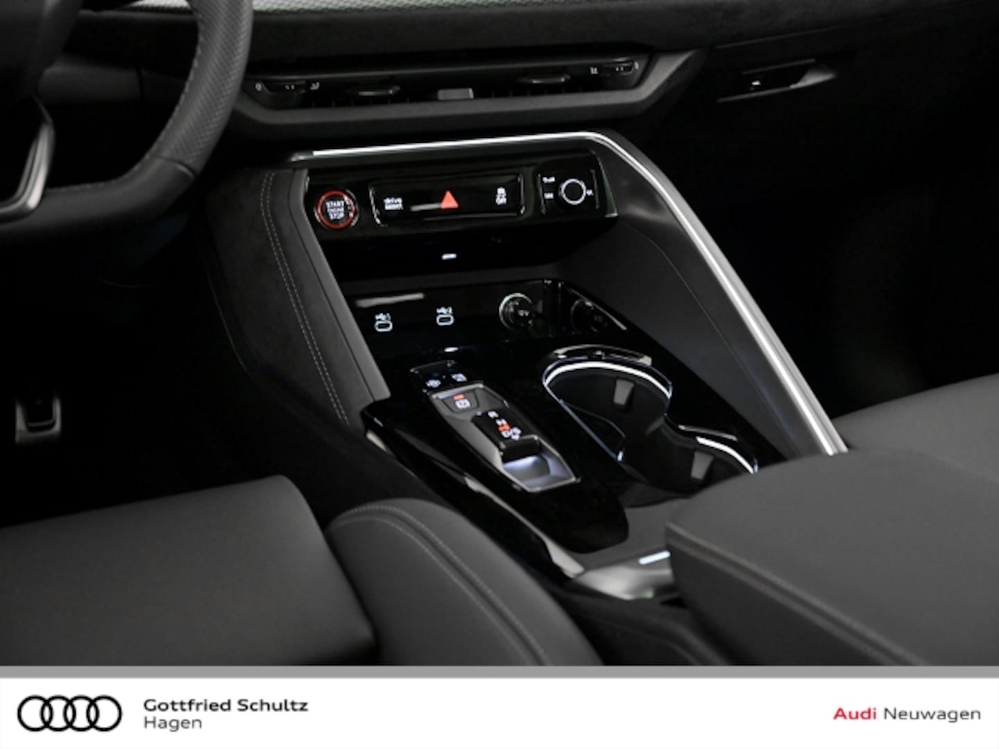 Bild über Audi SQ5 SUV TFSI 270 kW S tronic - für weitere Informationen kontaktieren Sie den Audi Partner