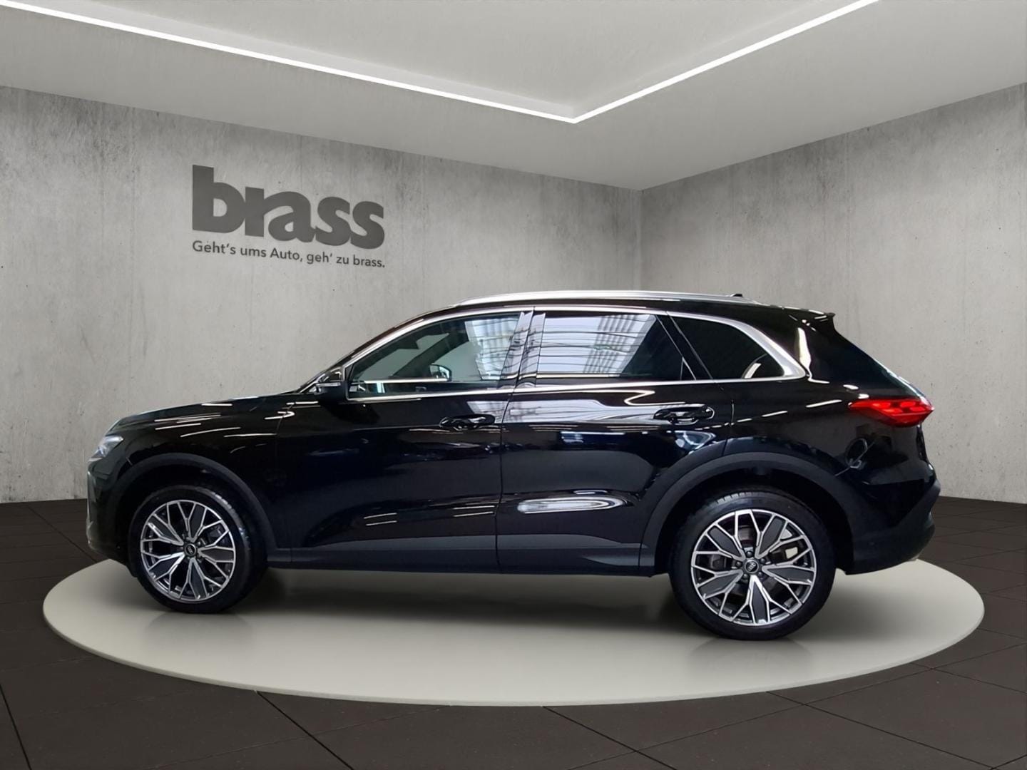 Bild über Audi Q5 SUV TFSI 150 kW S tronic - für weitere Informationen kontaktieren Sie den Audi Partner