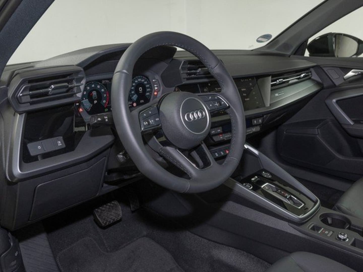 Bild über Audi A3 Sportback 30 TFSI S tronic - für weitere Informationen kontaktieren Sie den Audi Partner