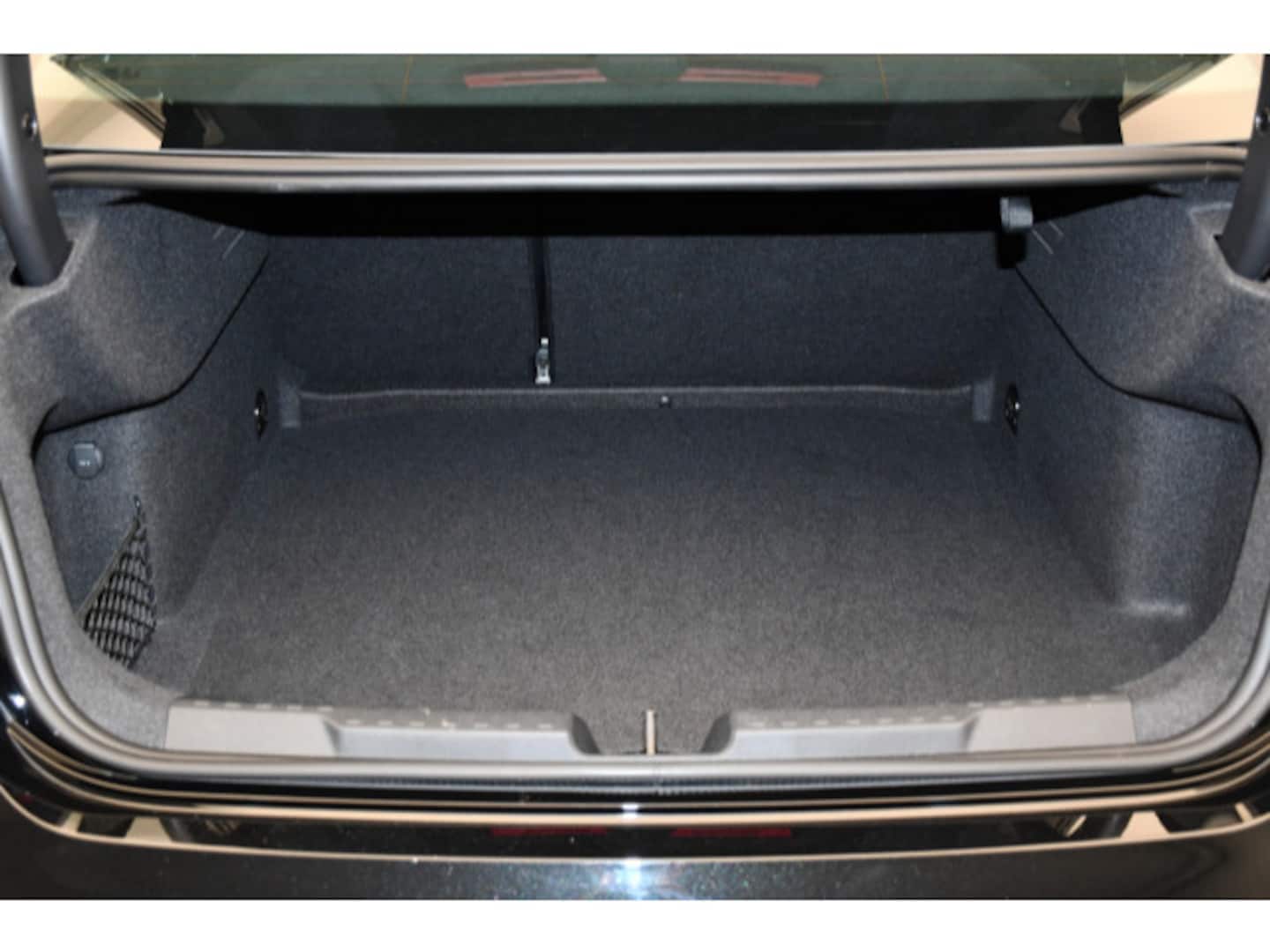 Bild über Audi A3 Limousine advanced 35 TDI S tronic - für weitere Informationen kontaktieren Sie den Audi Partner