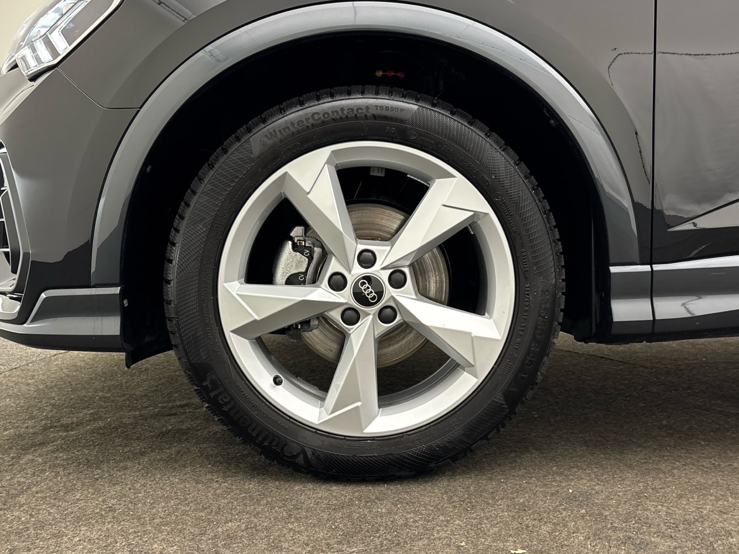 Bild über Audi Q3 Sportback 35 TFSI S tronic - für weitere Informationen kontaktieren Sie den Audi Partner