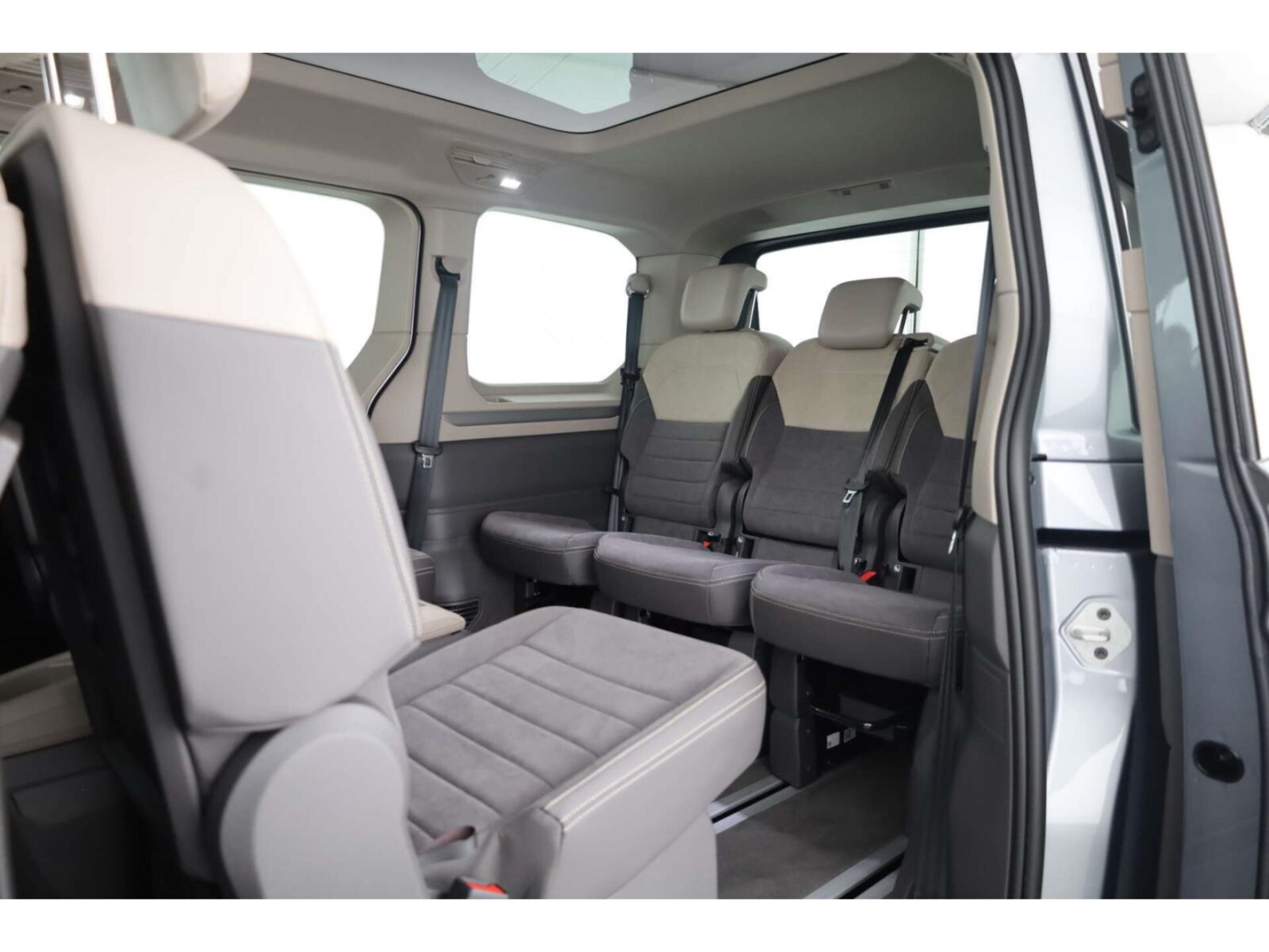 Volkswagen Multivan – Bild 10