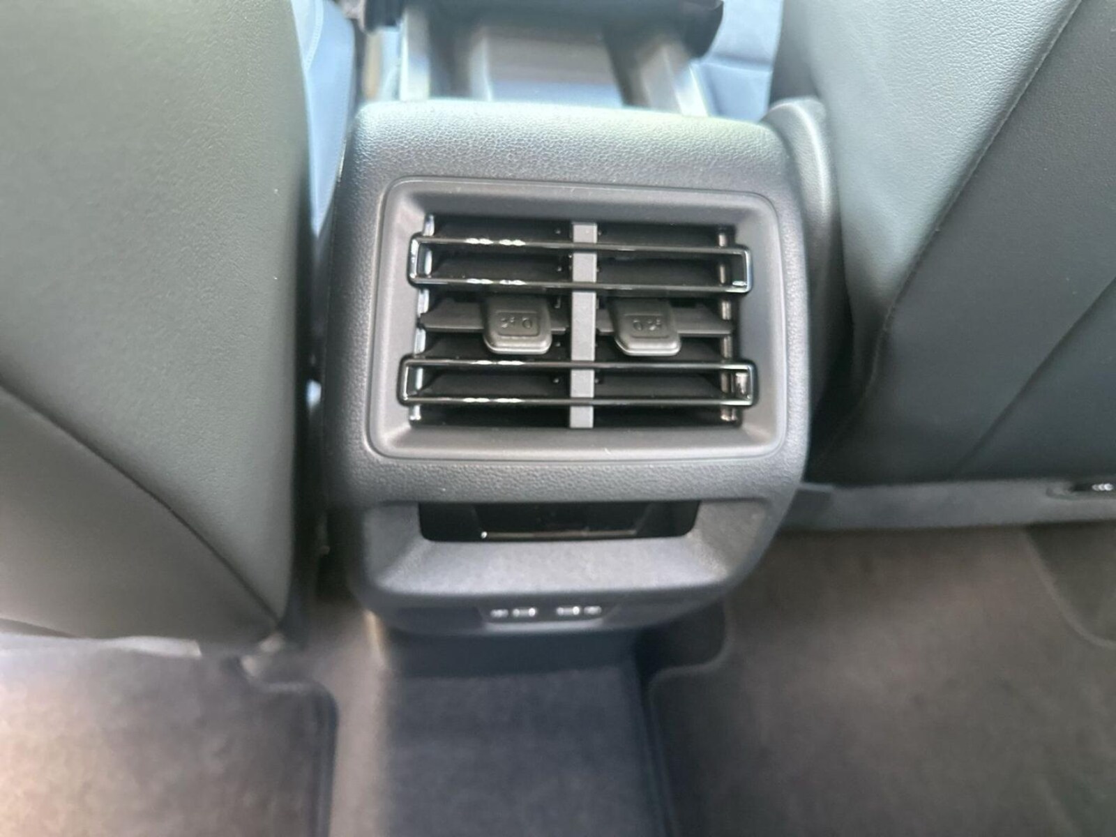 Volkswagen Tiguan – Bild 14