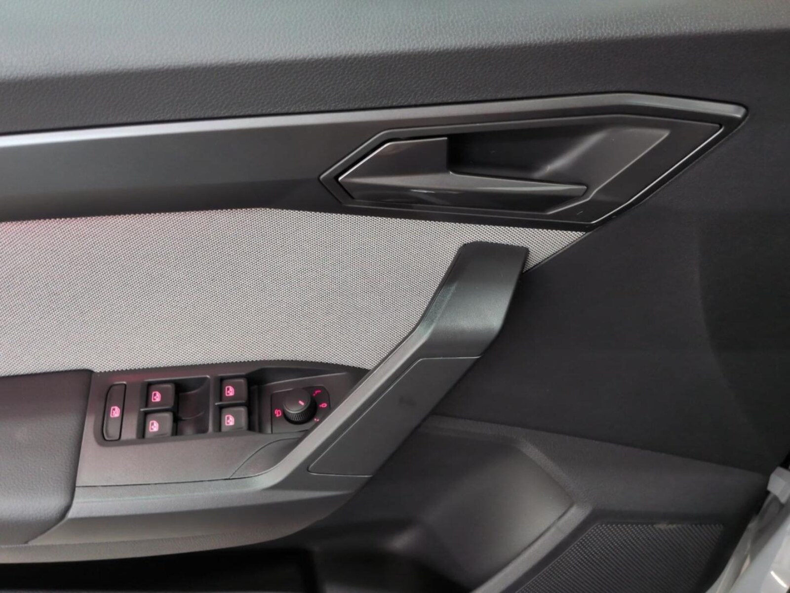 SEAT Arona – Bild 10