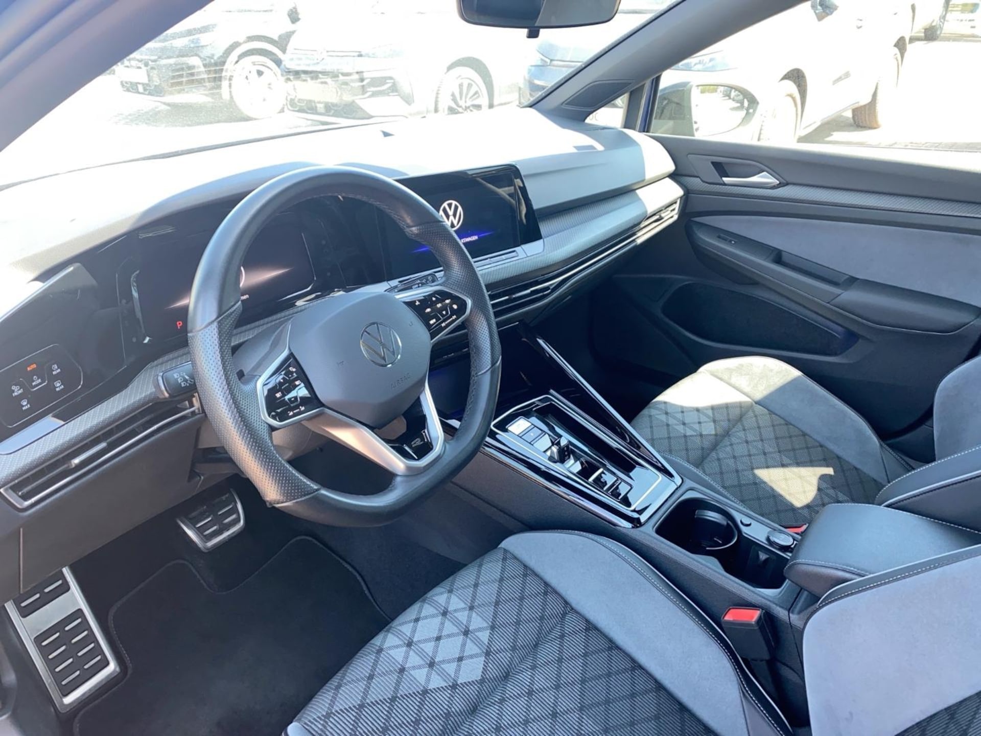 Volkswagen Golf Variant R-Line