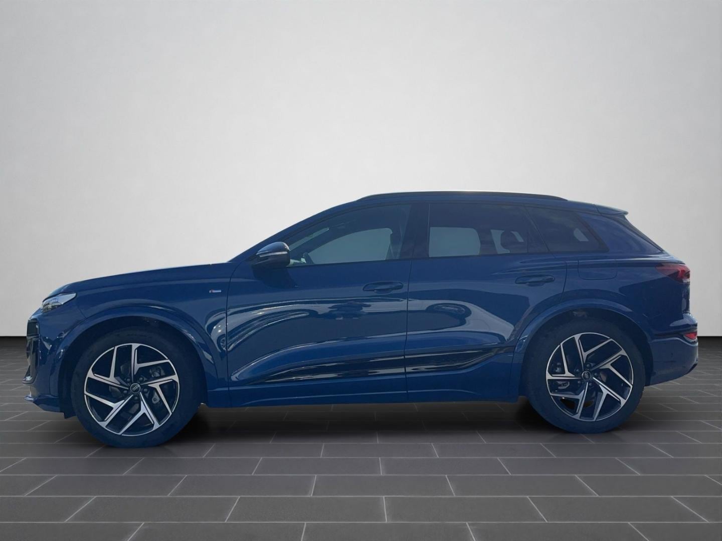Bild über Audi Q6 SUV e-tron S line business e-tron performance 225 kW - für weitere Informationen kontaktieren Sie den Audi Partner