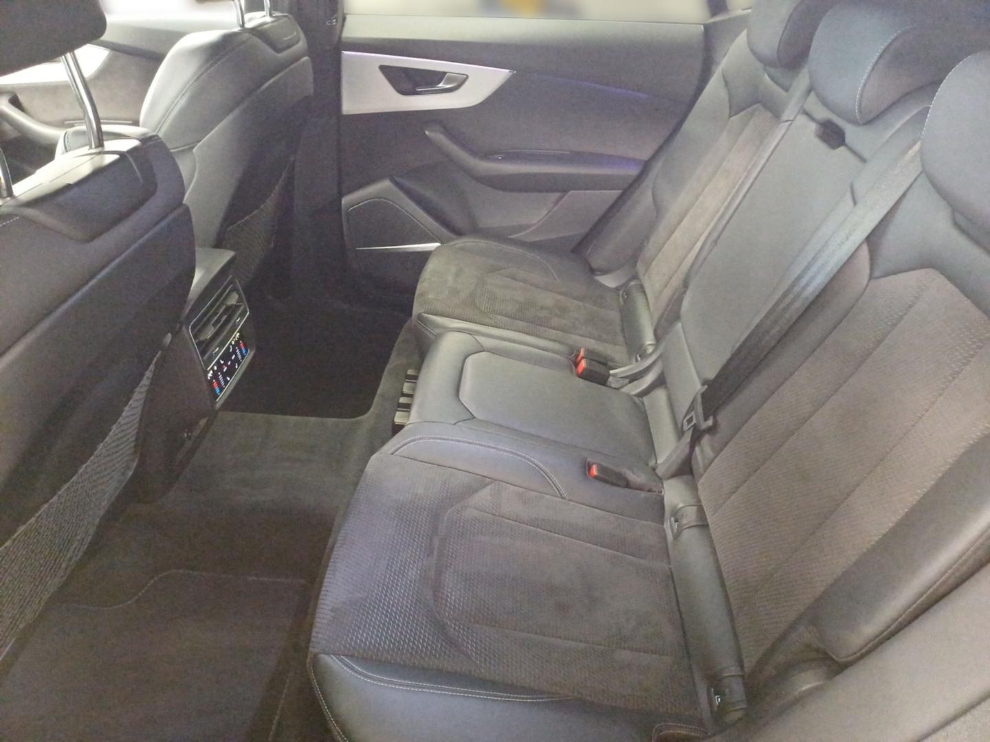 Image about Audi Q8 55 TFSI quattro tiptronic
