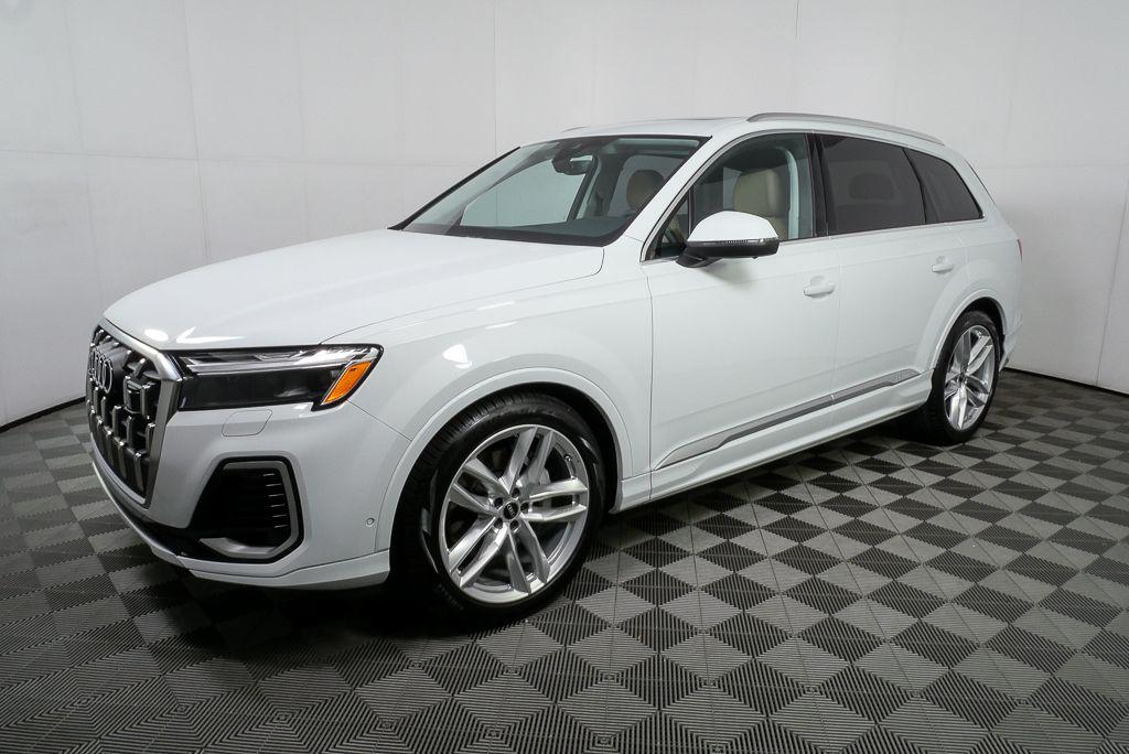 2025 Audi Q7 Premium Plus - Photo 29