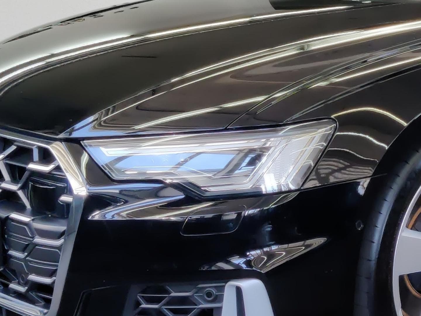 Bild über Audi S6 Avant TDI quattro tiptronic - für weitere Informationen kontaktieren Sie den Audi Partner