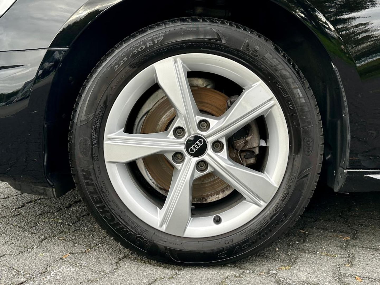 Bild über Audi A4 Avant advanced 35 TFSI S tronic - für weitere Informationen kontaktieren Sie den Audi Partner