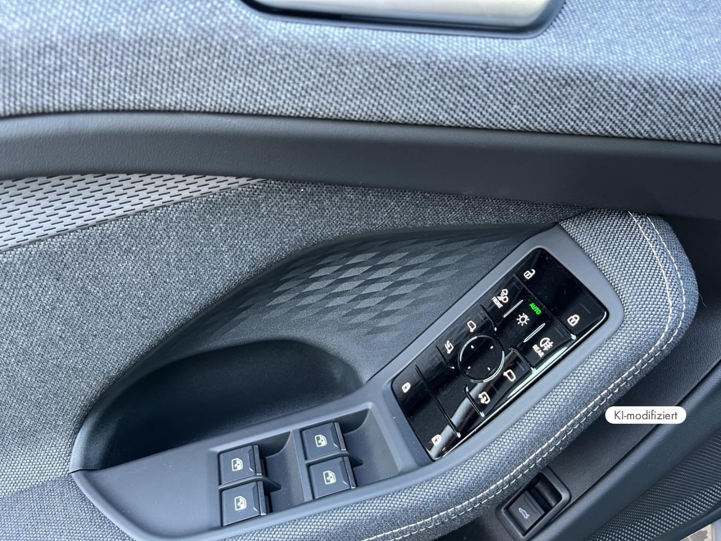 Bild über Audi A6 Avant TDI 150 kW S tronic - für weitere Informationen kontaktieren Sie den Audi Partner
