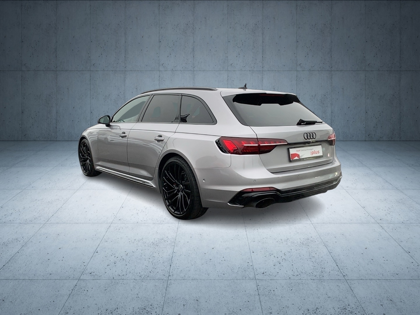 Image about Audi RS 4 Avant TFSI quattro tiptronic