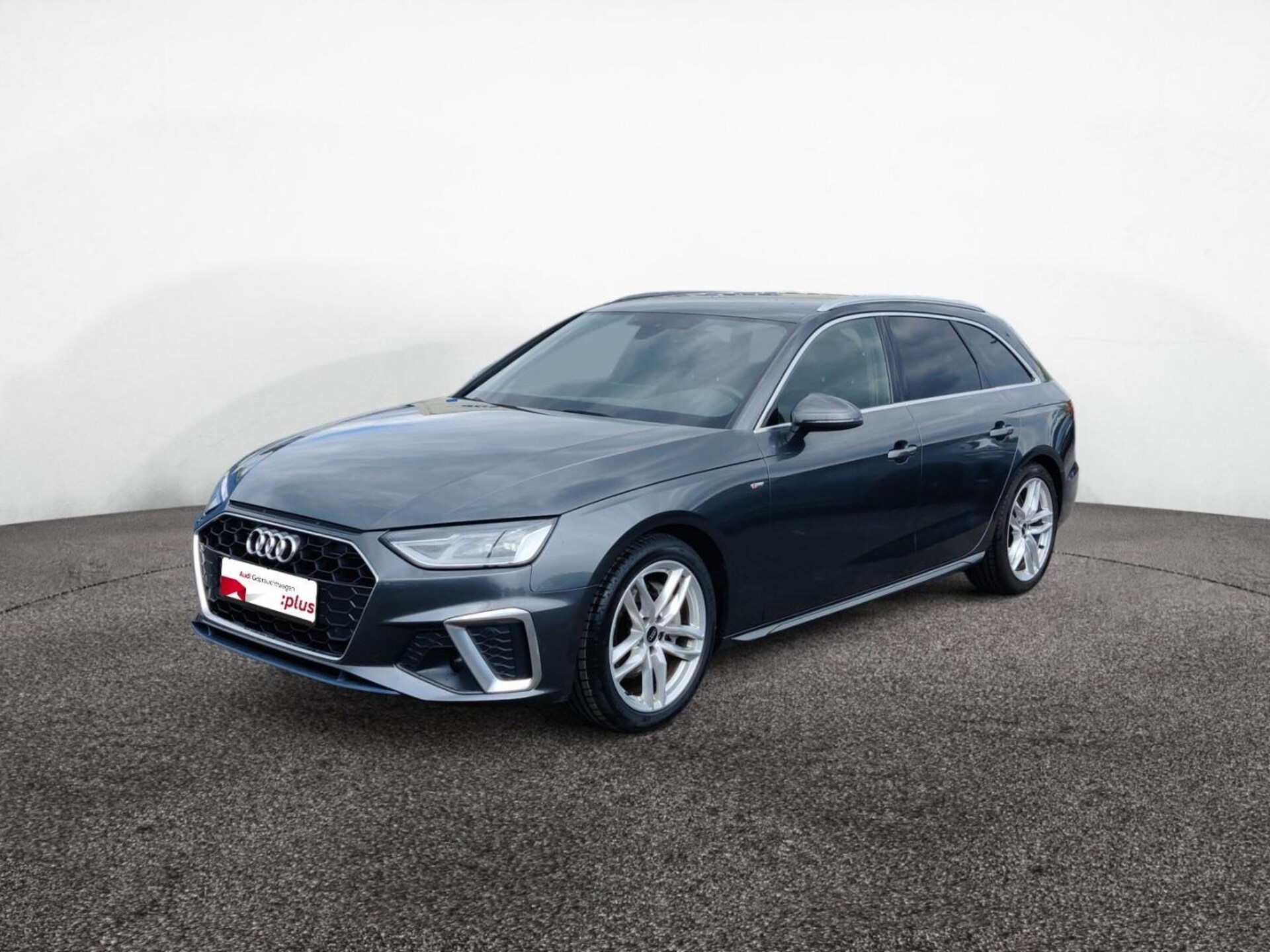 Audi A4 Avant S line