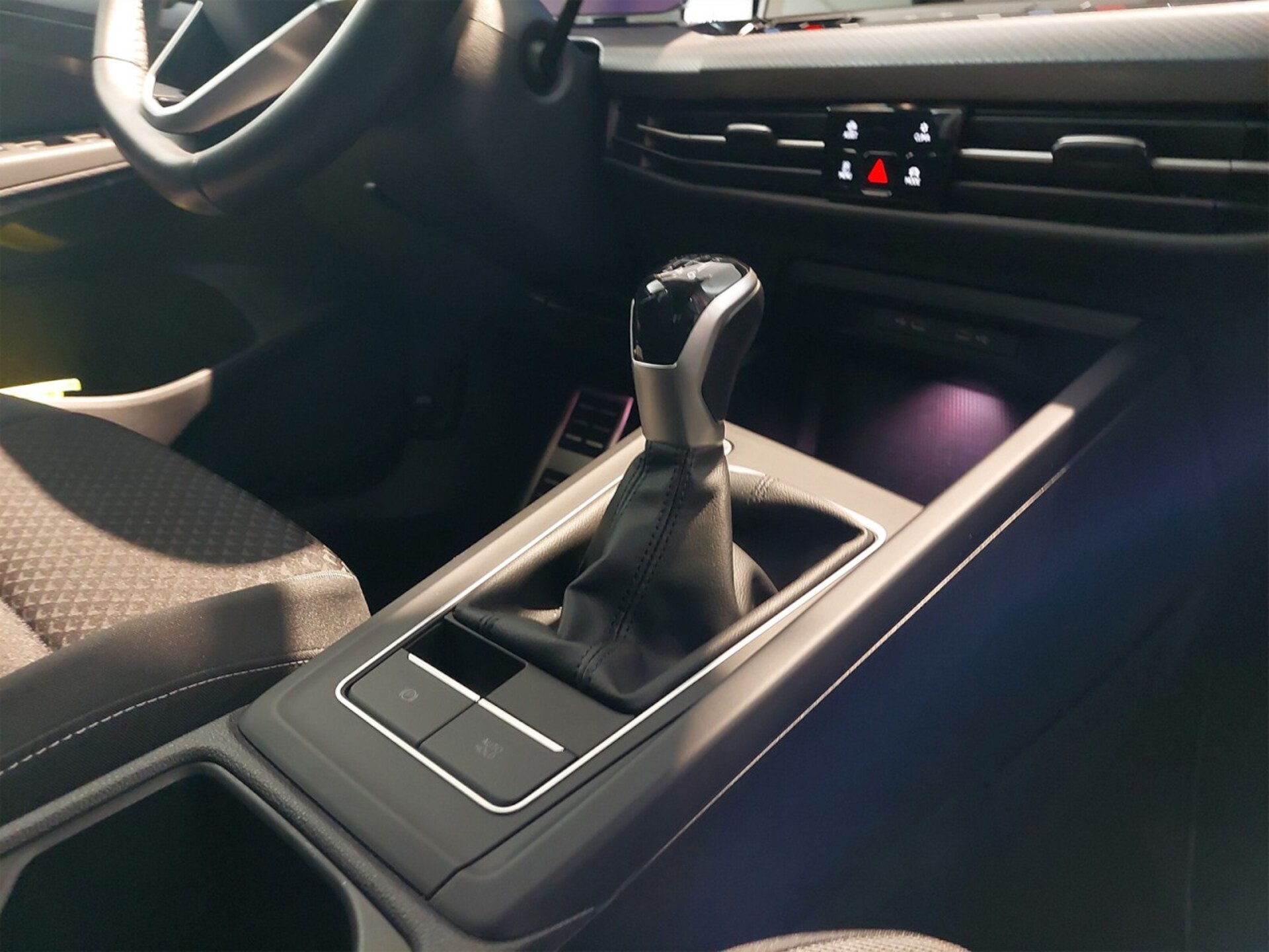 Volkswagen Golf Active