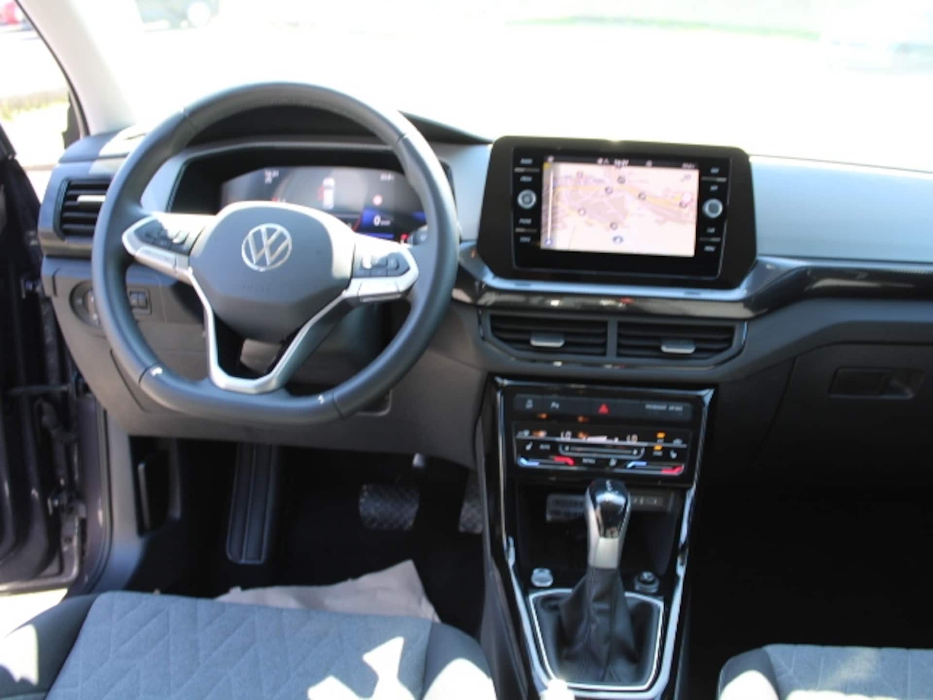 Volkswagen T-Cross Life