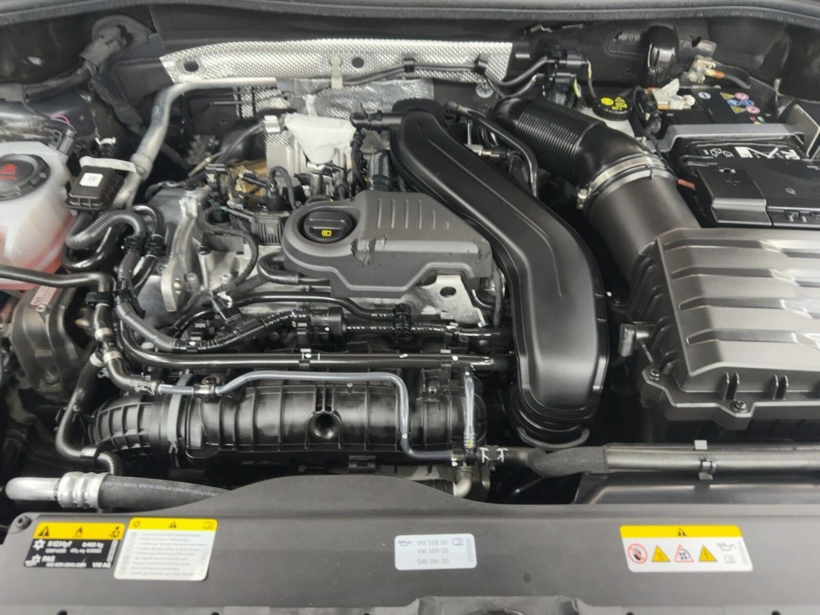 Volkswagen Tiguan – Bild 12