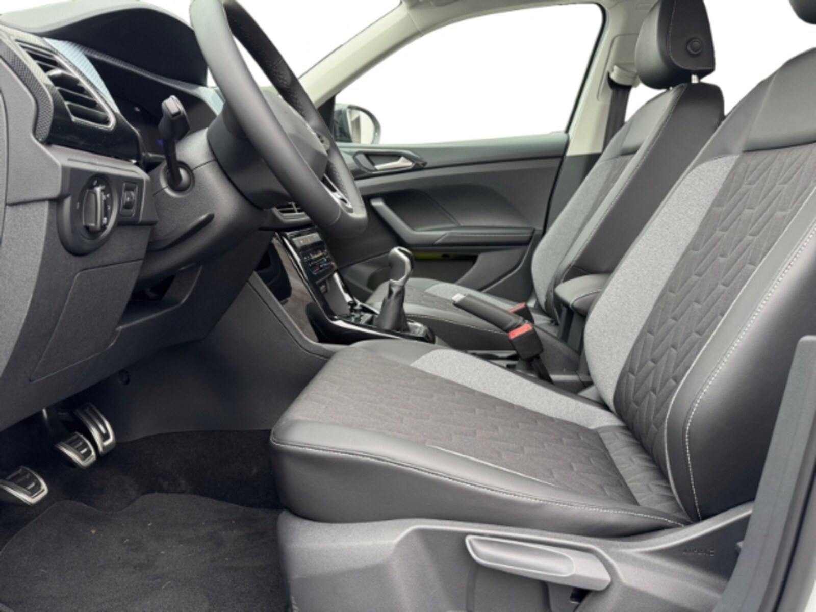 Volkswagen T-Cross – Bild 13