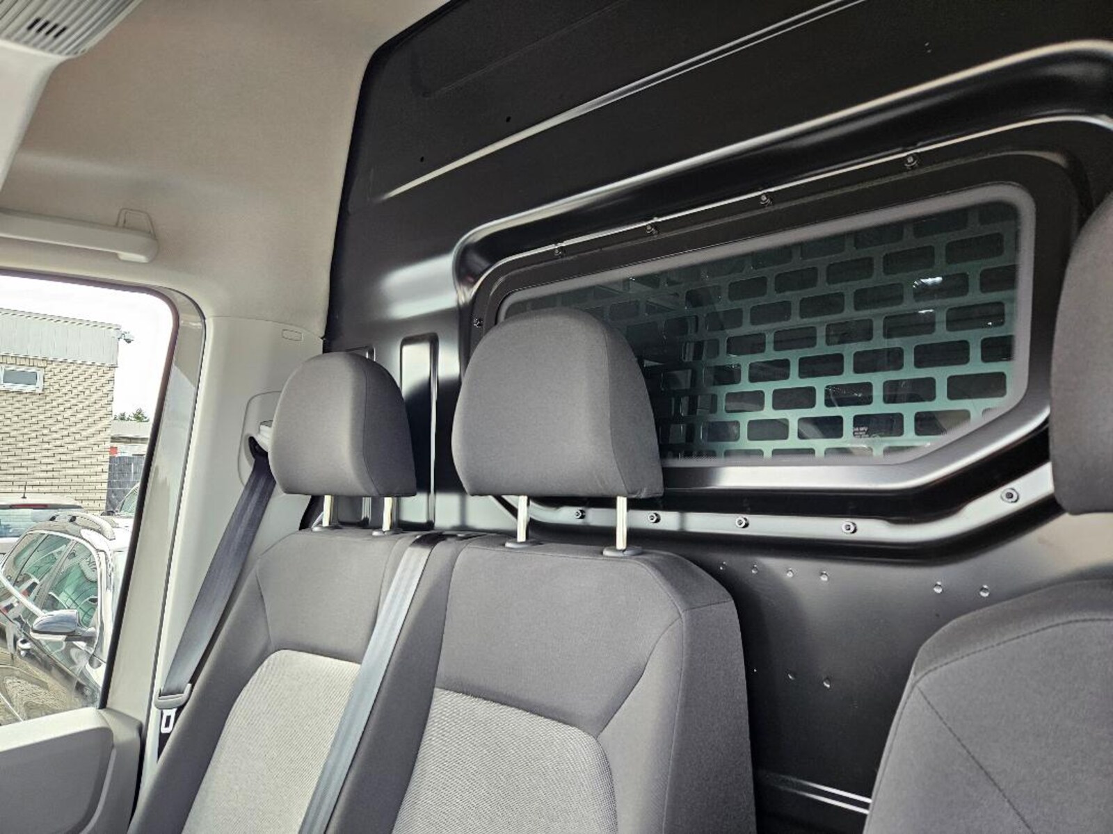Volkswagen Crafter Kasten mittlerer Radstand – Bild 14