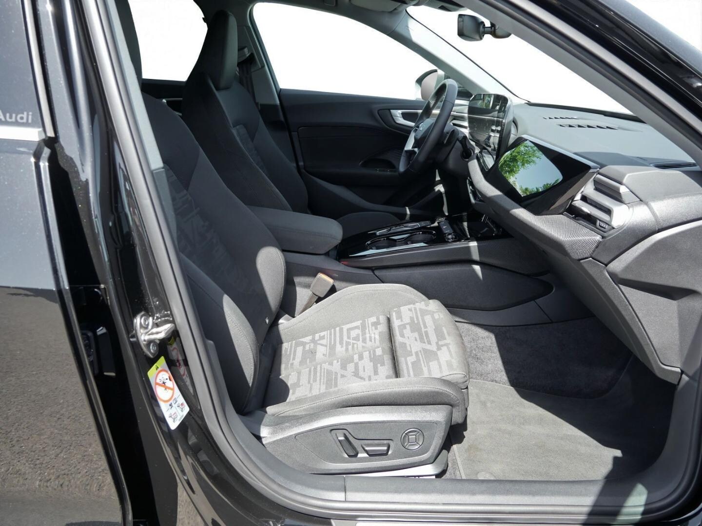 Bild über Audi A5 Avant TDI 150 kW S tronic - für weitere Informationen kontaktieren Sie den Audi Partner