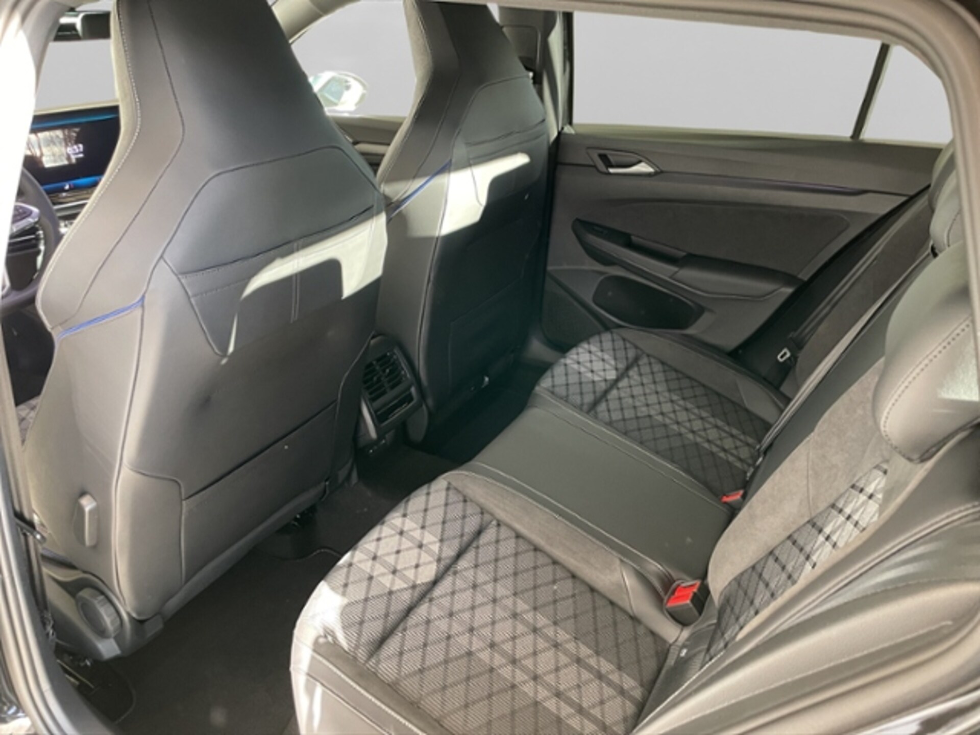Volkswagen Golf Variant R-Line