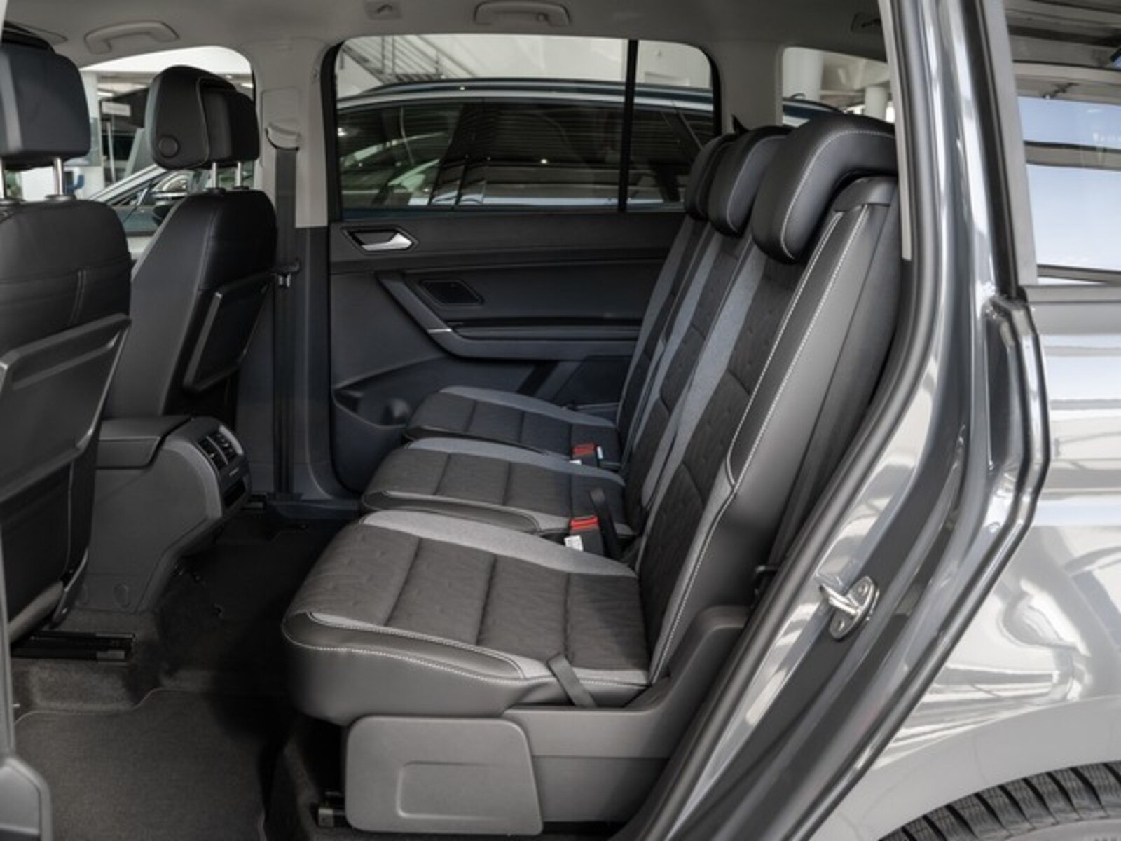 Volkswagen Touran – Bild 10