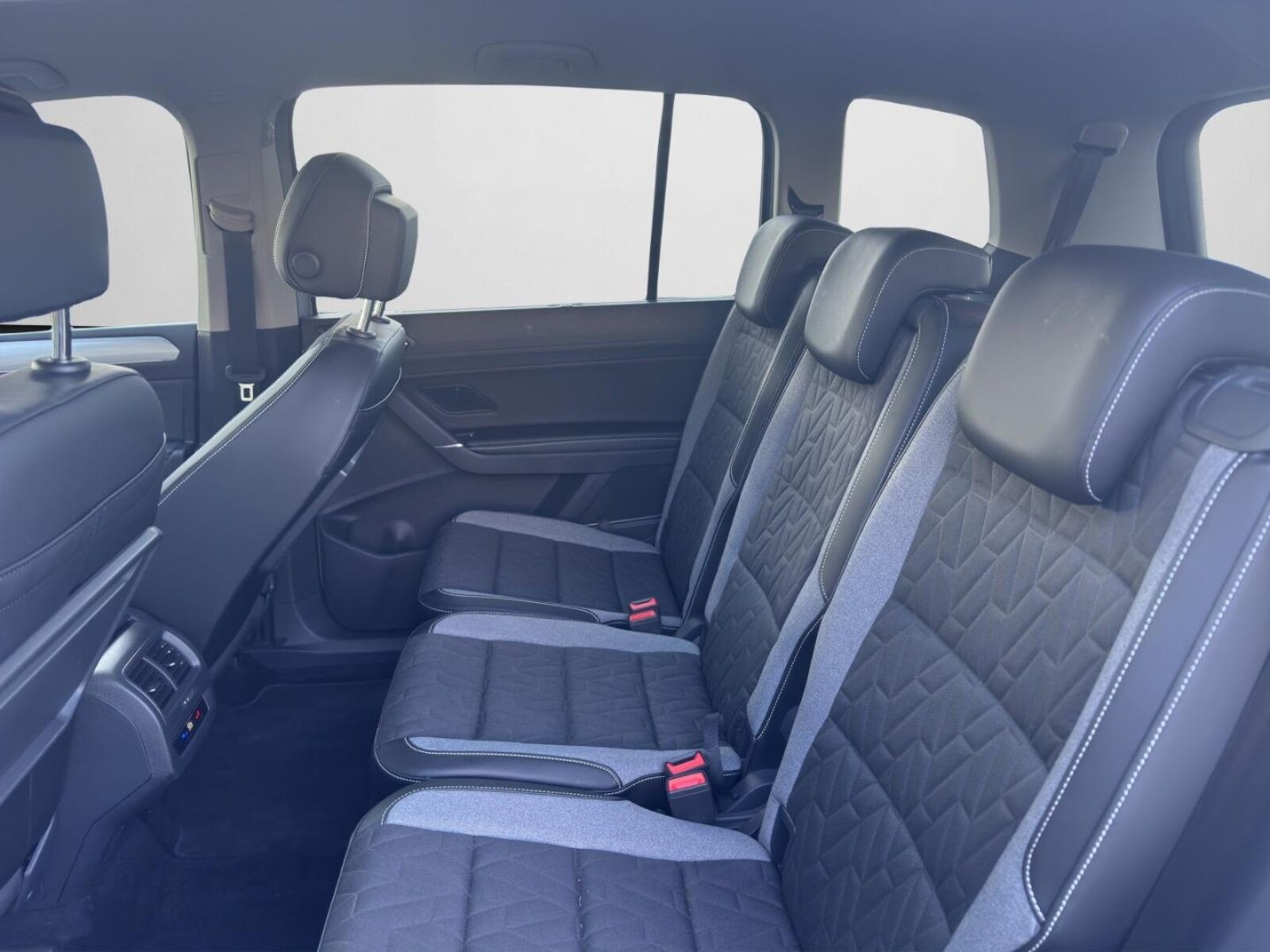 Volkswagen Touran – Bild 14