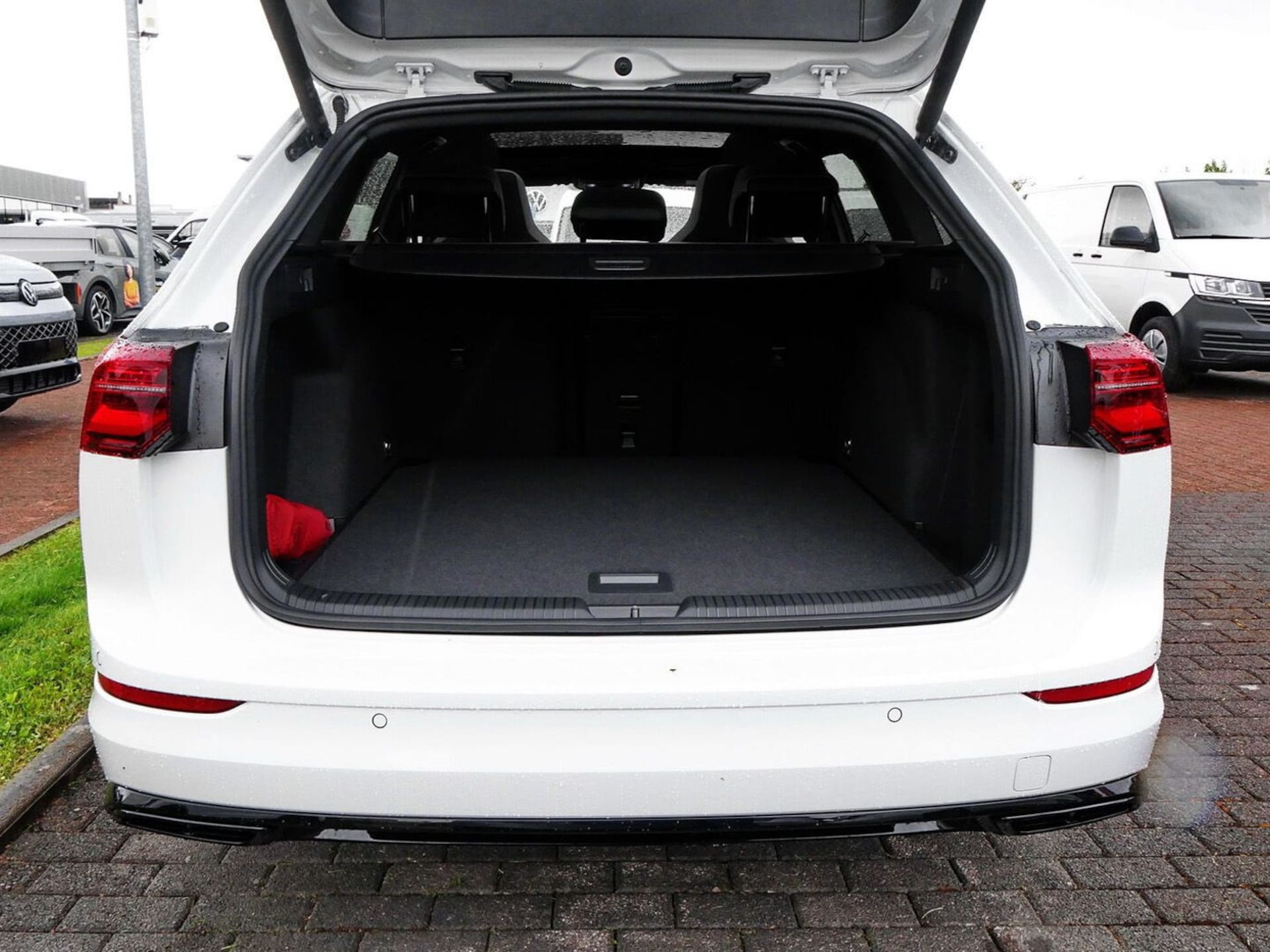 Volkswagen Golf Variant R-Line
