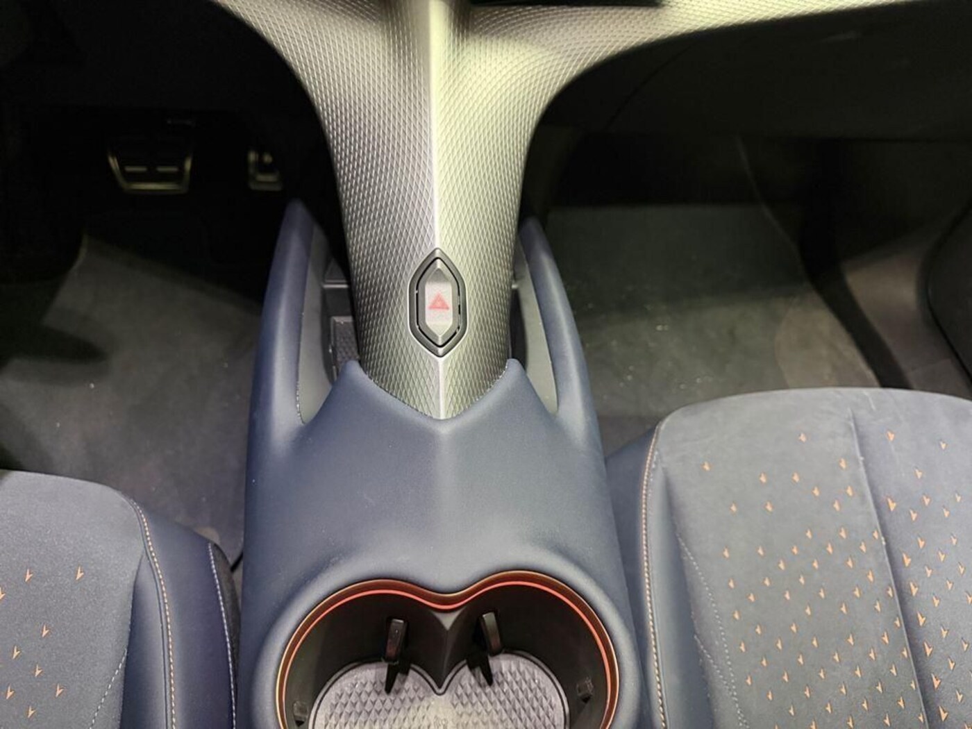 CUPRA Tavascan 77kWh Endurance 210 kW (286 CV) — photo 10