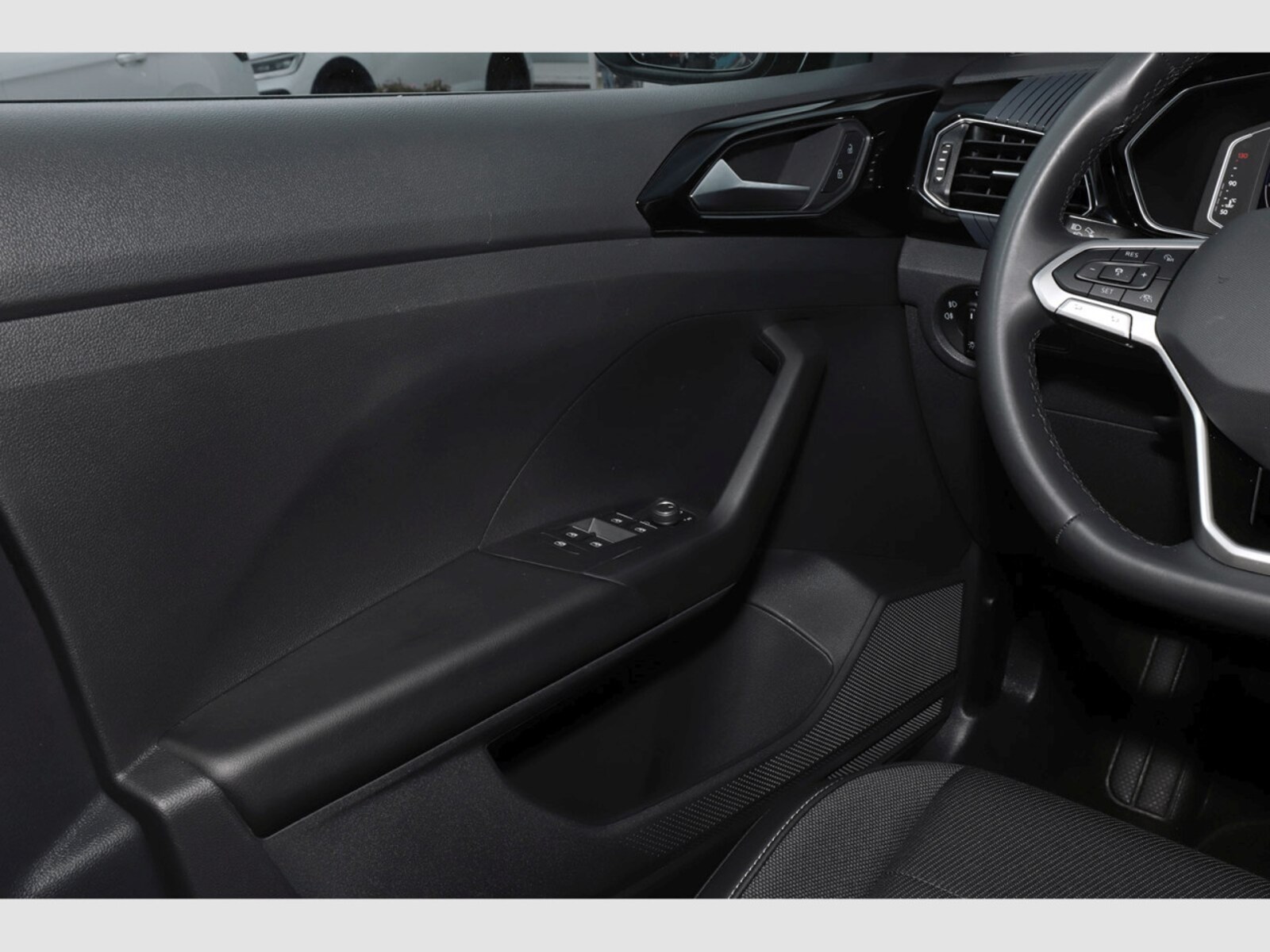 Volkswagen T-Cross – Bild 15