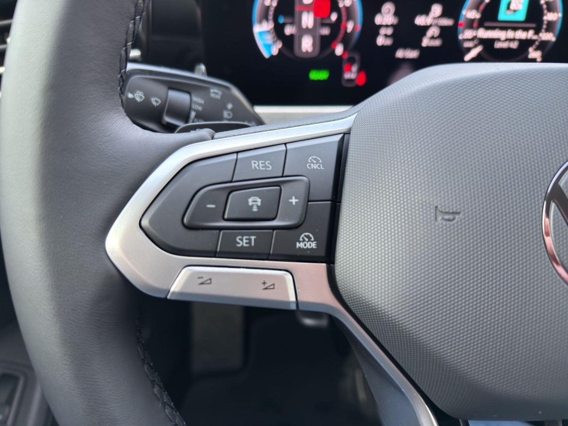 Volkswagen Passat Elegance