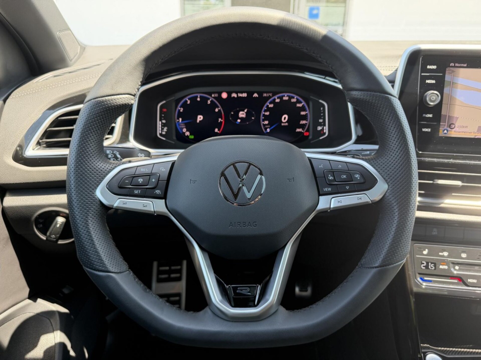 Volkswagen T-Roc R-Line