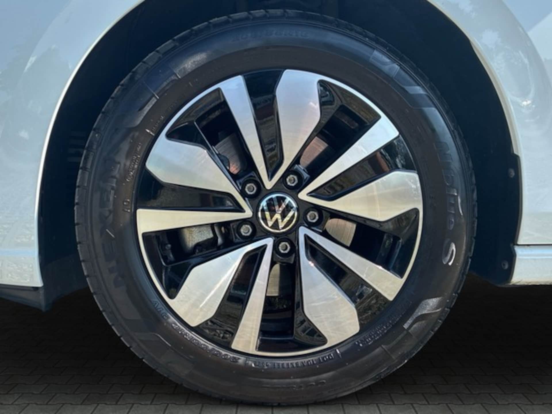 Volkswagen Golf MOVE