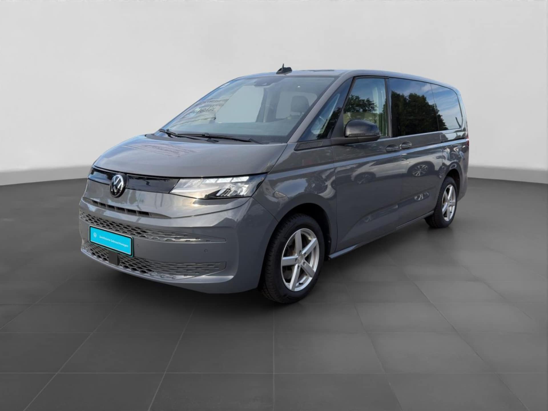 Volkswagen Multivan Langversion Basis-Modell