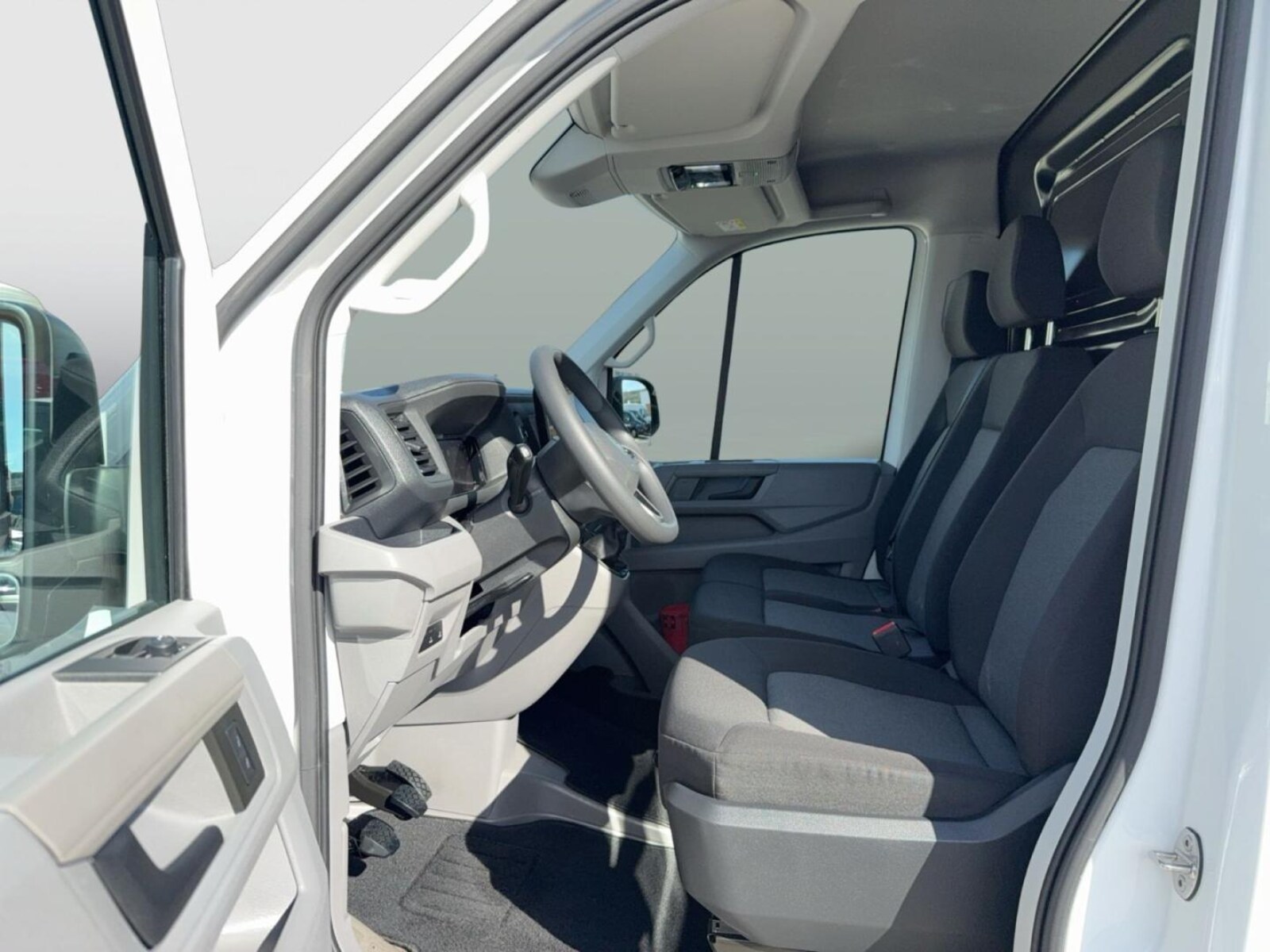 Volkswagen Crafter Kasten mittlerer Radstand – Bild 9