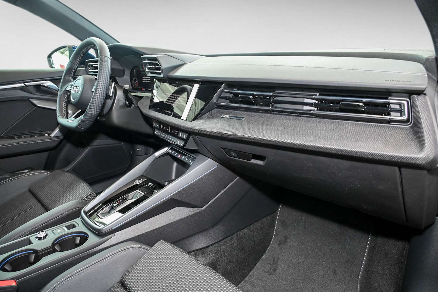 Bild über Audi A3 Sportback advanced 35 TFSI S tronic - für weitere Informationen kontaktieren Sie den Audi Partner