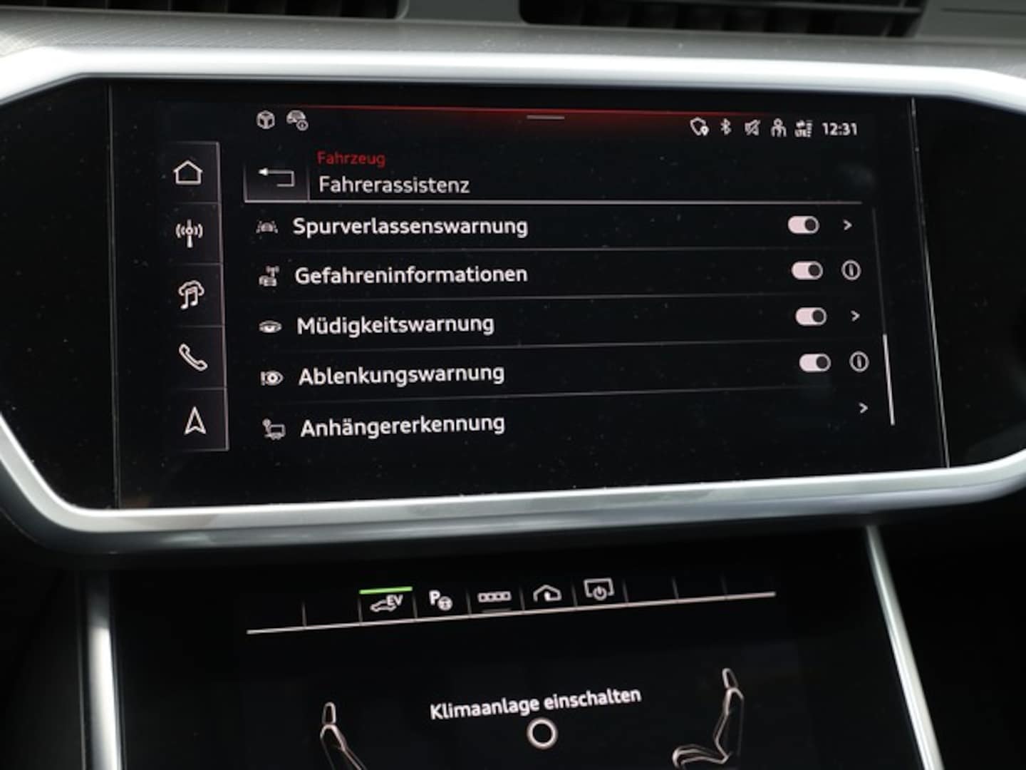 Bild über Audi A6 Avant TFSI e advanced 50 TFSI e quattro S tronic - für weitere Informationen kontaktieren Sie den Audi Partner