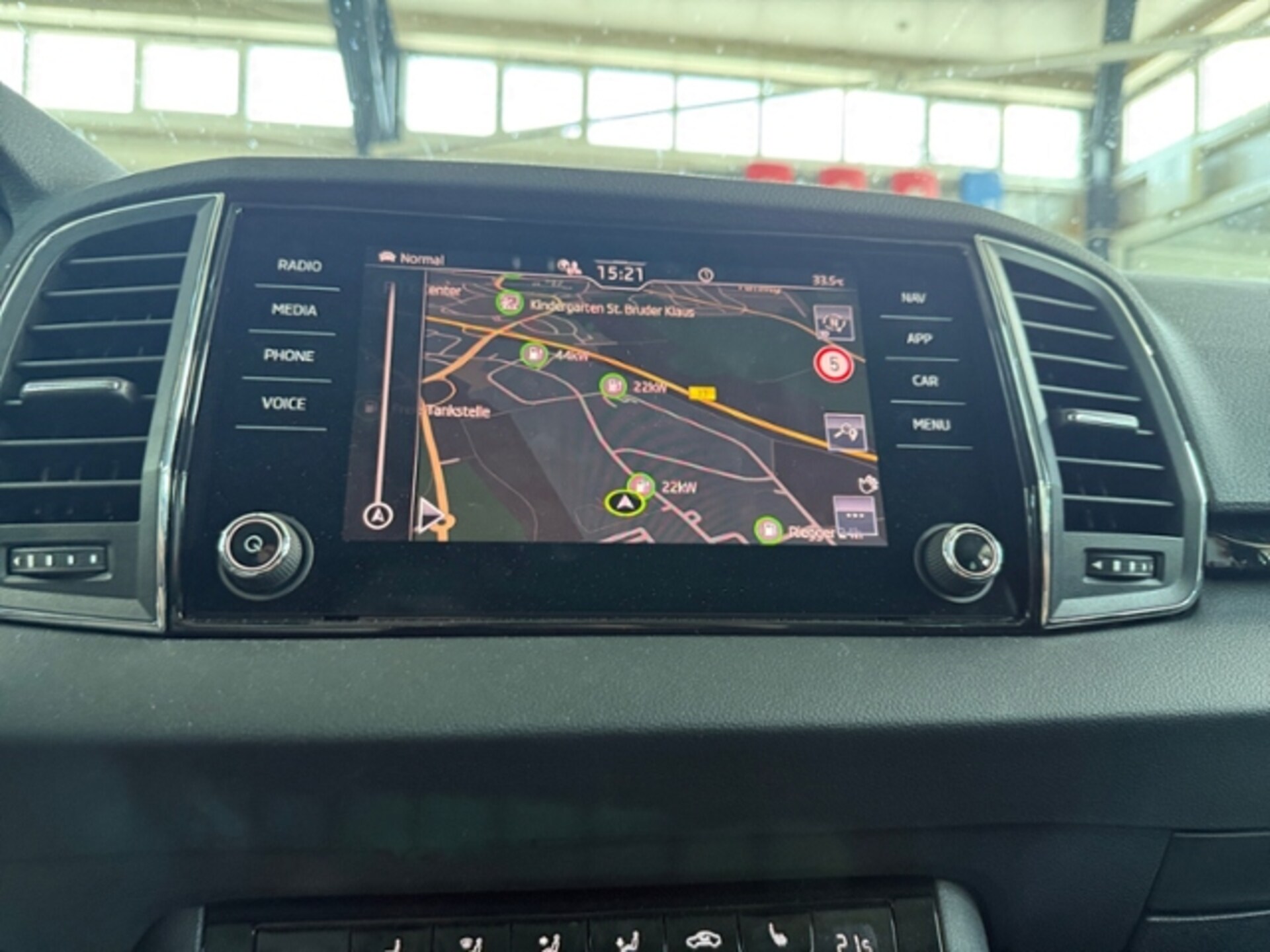 Skoda Karoq Selection