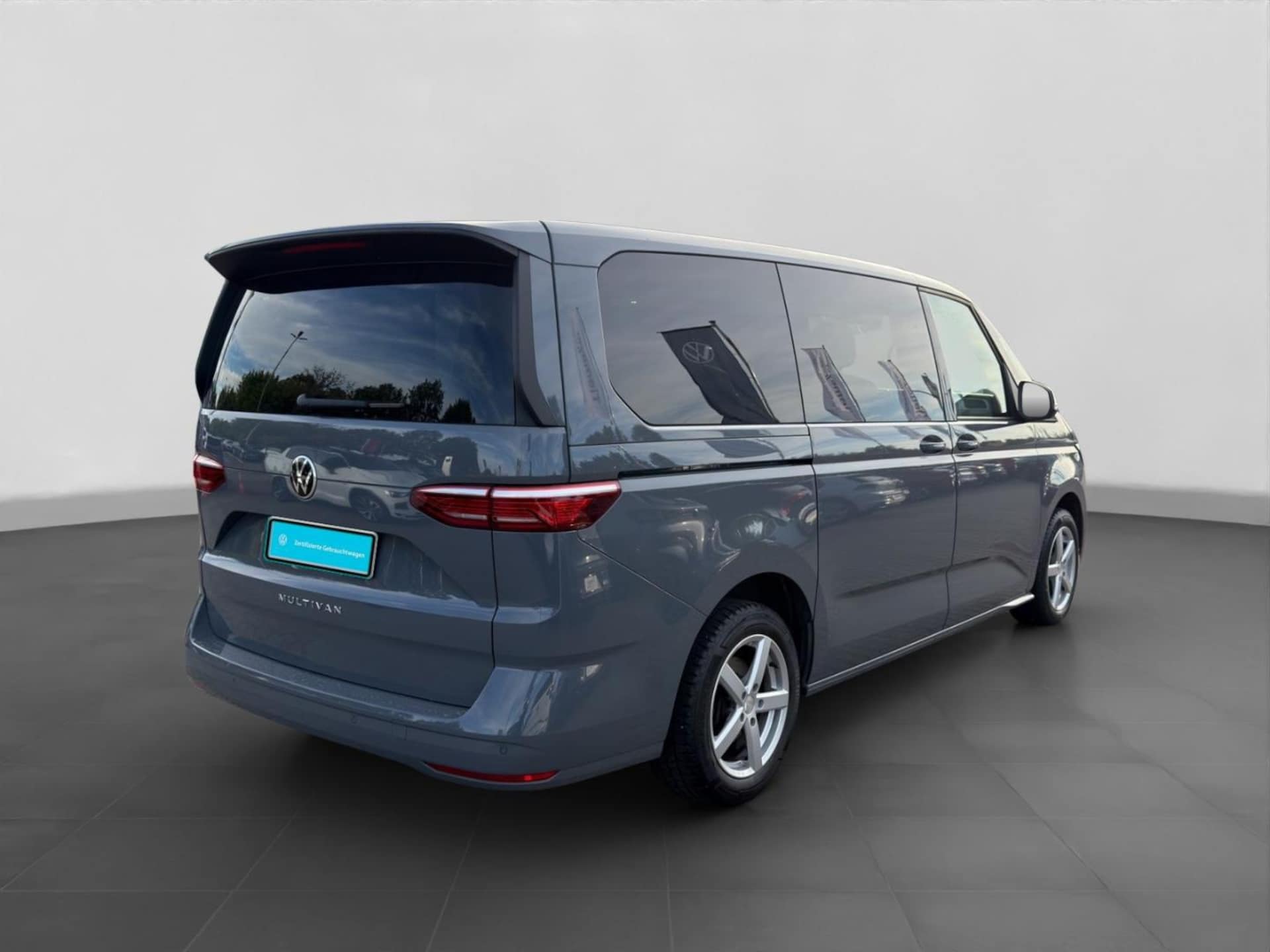 Volkswagen Multivan Langversion Basis-Modell
