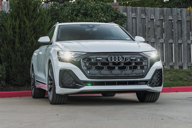 2026 Audi Q8