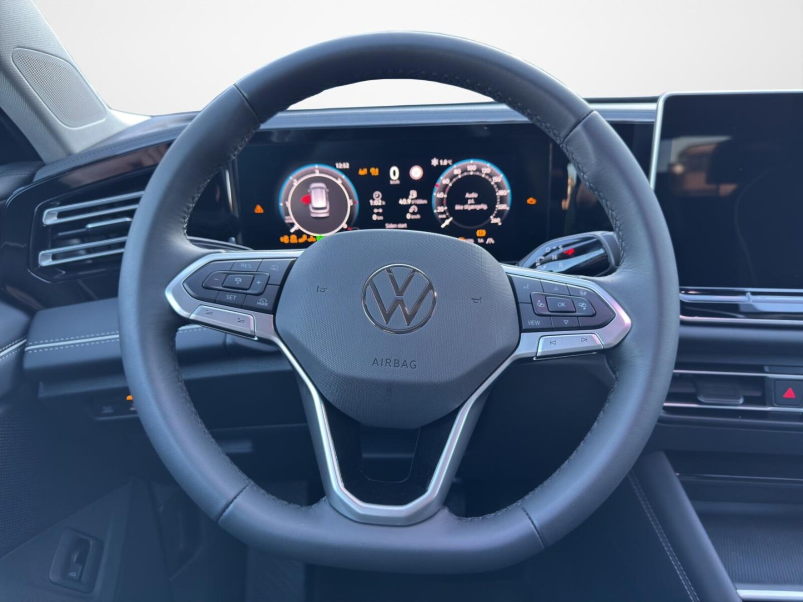 Volkswagen Tiguan – Bild 9